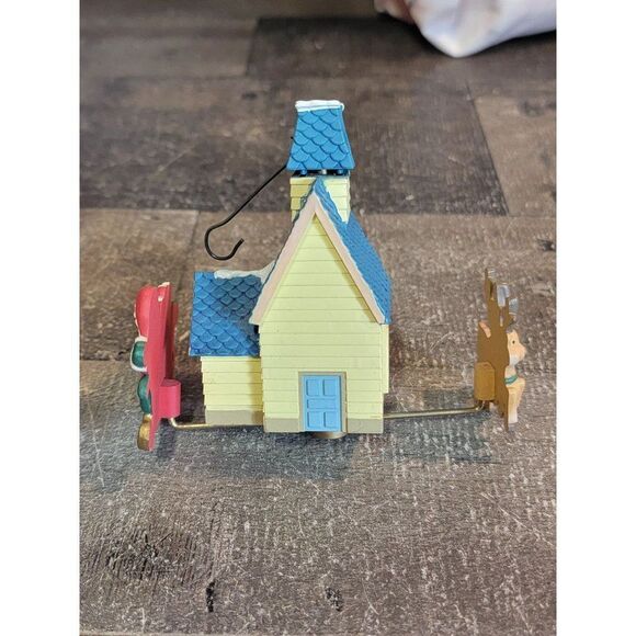 Matrix Industries 1992 house reindeer Santa ornament Xmas decor - Picture 3 of 7